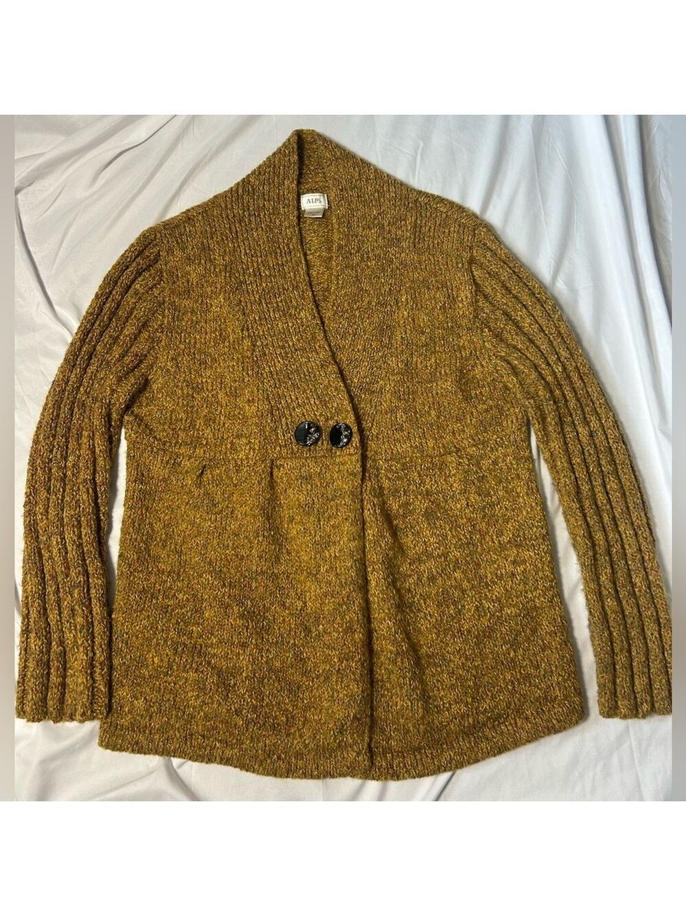 Vtg Alps Gold Knit Cardigan 2 Button Women’s M 4% Wool Ski Lodge Sweater